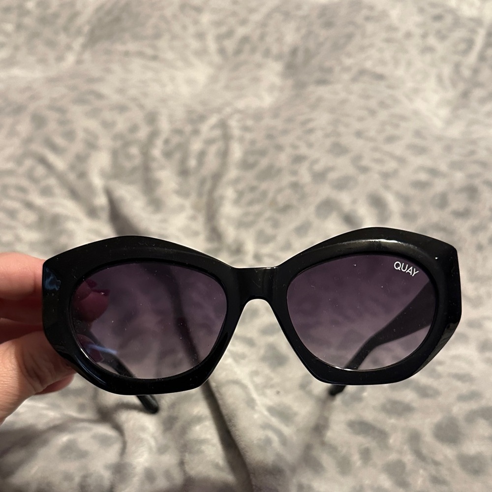Quay Australia Black Cat-Eye Sunglasses with Purple Lenses